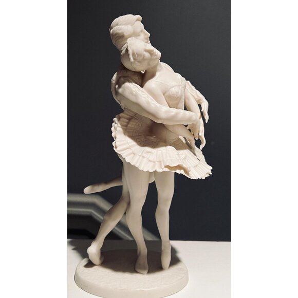Franklin Porcelain Royal Ballet Sculpture “Swan Lake” 1977 Limited Edition - Picture 8 of 9